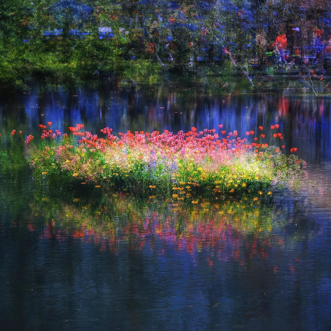 教育的关键作用在于培育出一个个优秀的个体。此个体并非仅擅长考试、能拿高分，更不能