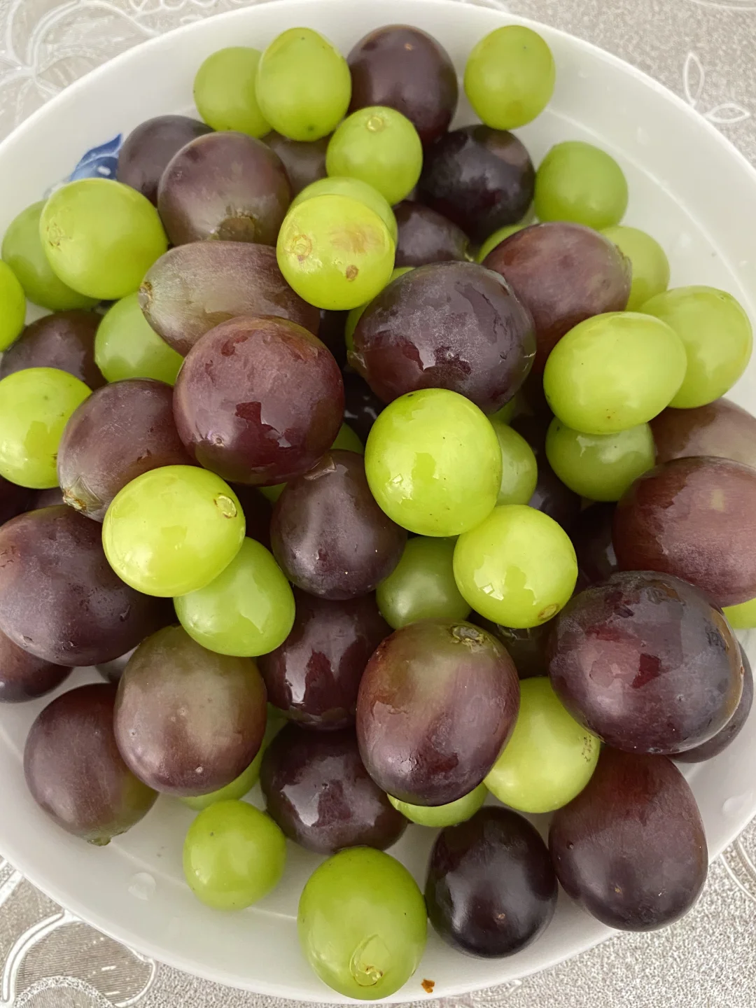 吃葡萄的季节🍇