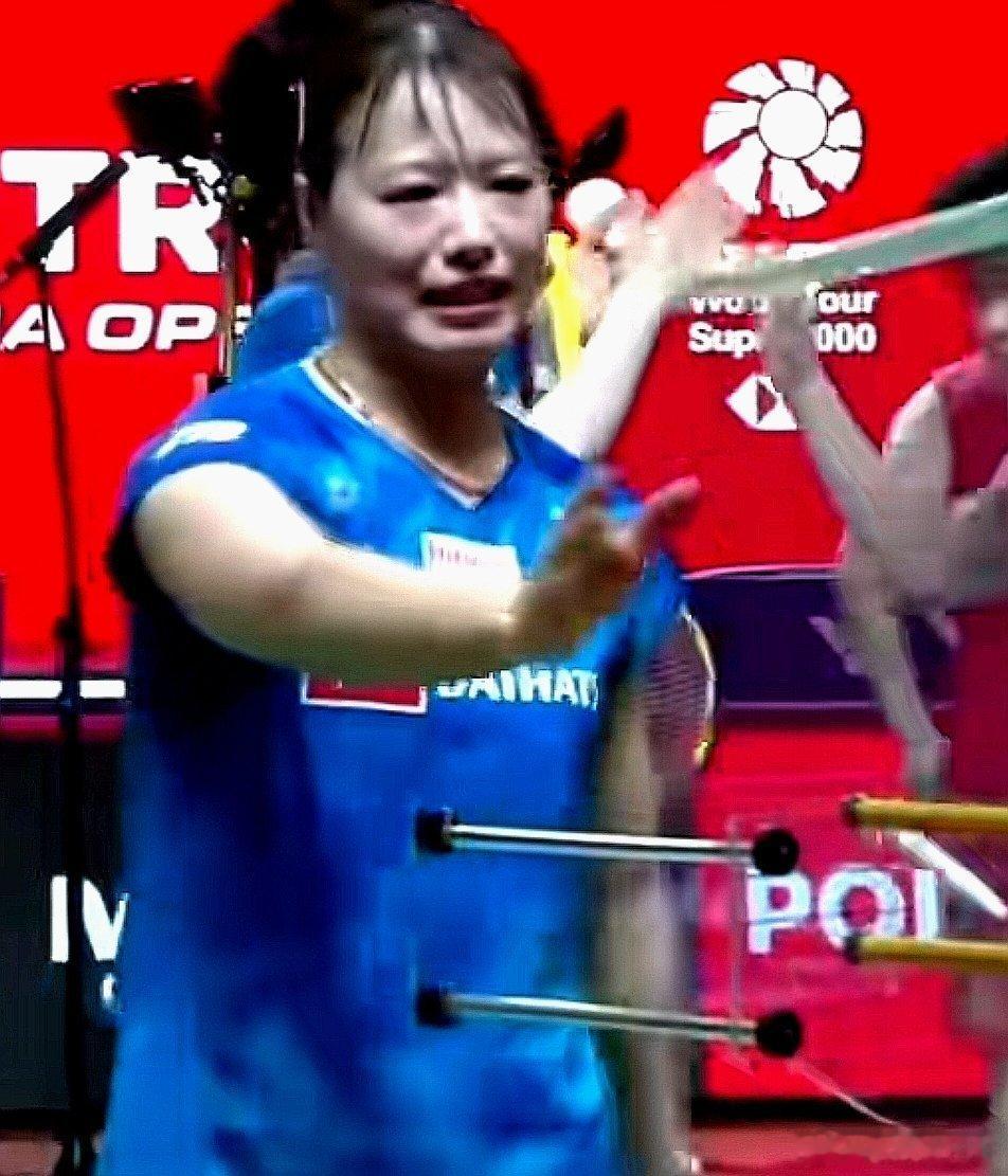 2026年印尼羽毛球公开赛决赛，日本组合福岛由纪/松本麻佑2-1击败中国大陆刘圣