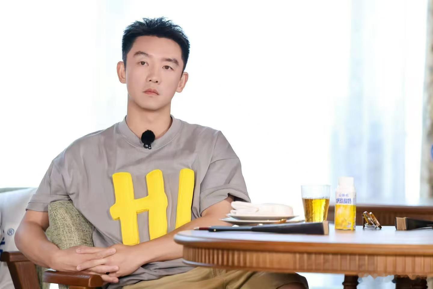 陪伴跑男十二年的郑恺允许郑恺不舒服陪伴跑男十二年的郑恺，允许郑恺不舒服，谁敢想象