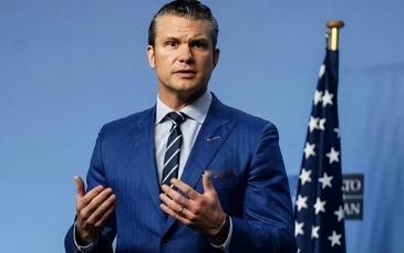 特朗普找到替罪羊了，中东战争打成这样怎么可能是自己的错，下令美国战争部长赫格塞思