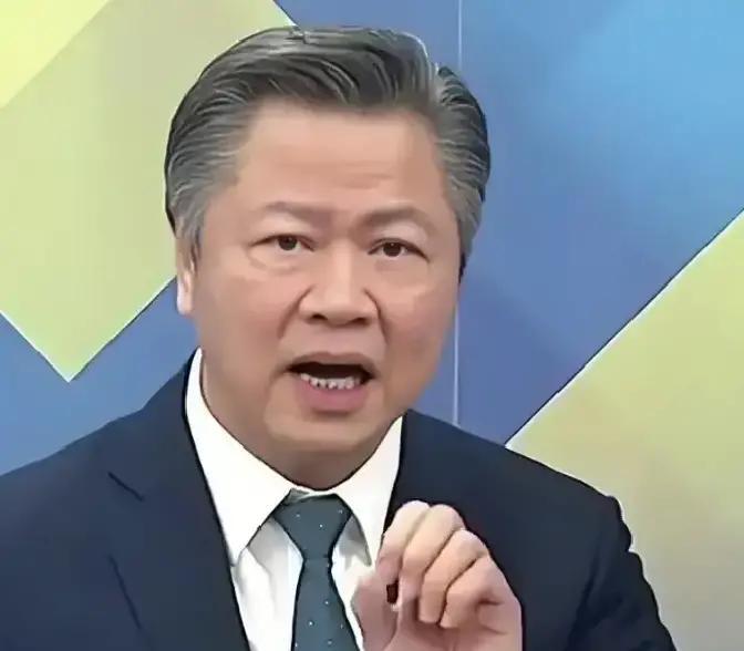 一觉睡醒，
 
是不是全网都知道了。
 
本周清晨，台北传来新消息：赖岳谦被曝婉