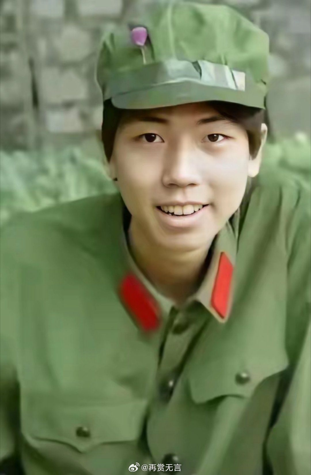 原来这位大导演年轻时，是校草级别的颜值呀！ 