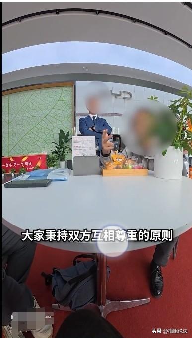 庞先生买了一辆车，当时4S店说，车主可以去店里吃工作餐和充电，结果男子一年去吃了