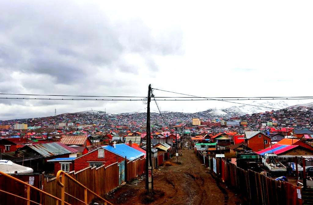 蒙古国约1%的女性从事风俗产业，鉴于该国女性人口仅170万，还需排除未成年和老年