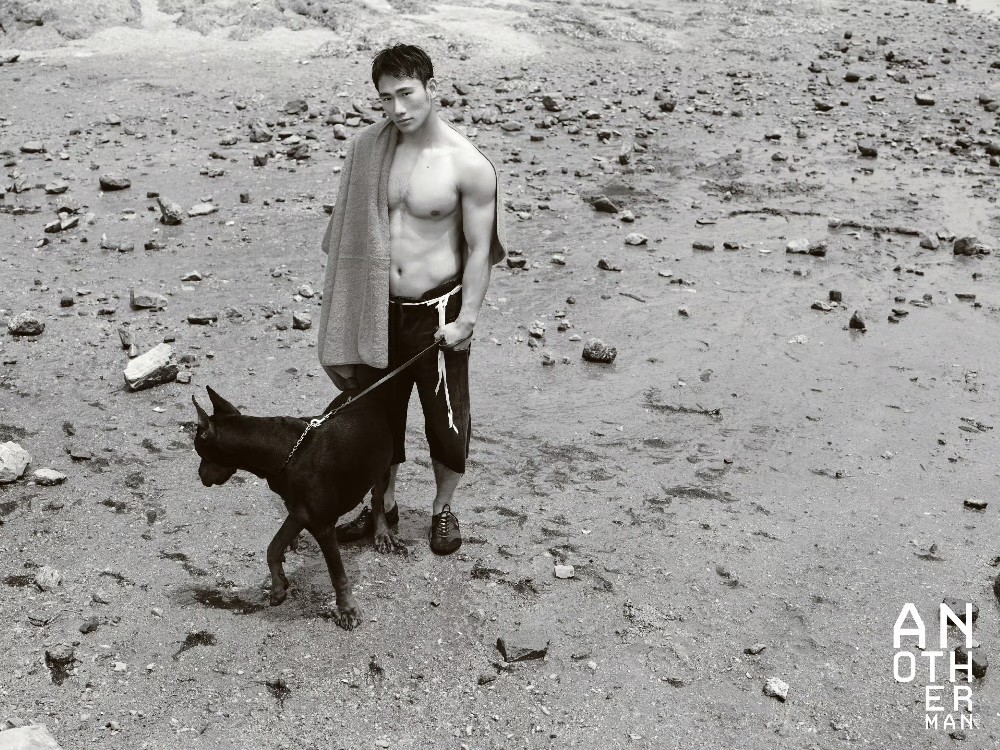 AnotherMan Issue18摄影：Pacor.W造型：云雾琪格模特： 