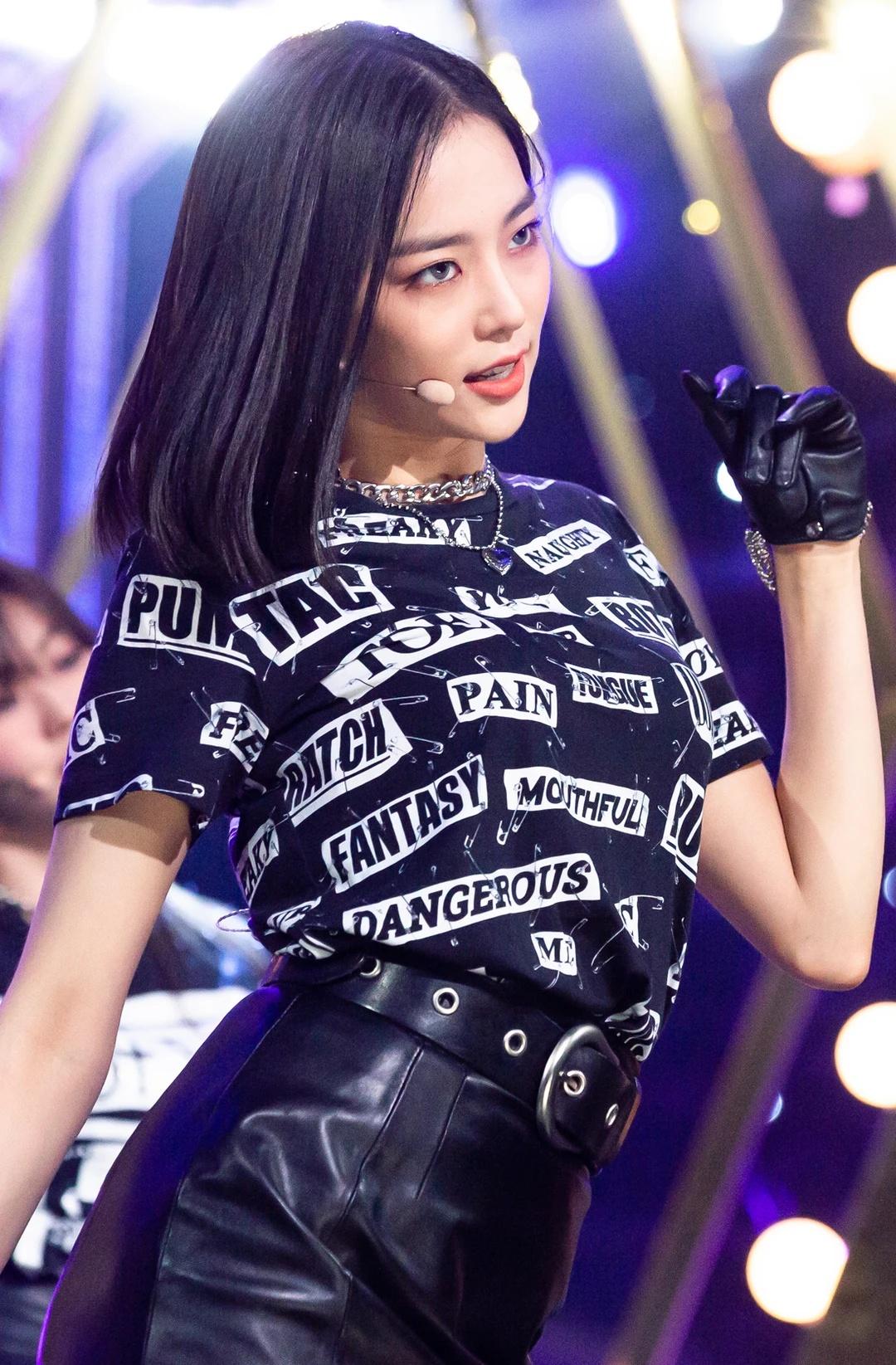 【clc】sbs devil
转载自sbs官方网站
〈devil〉sbs人气歌谣