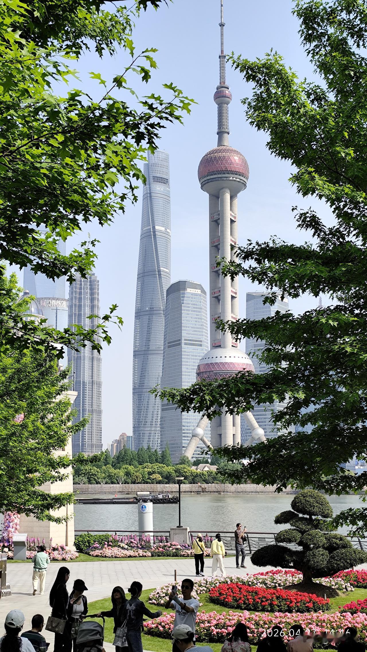 真心话茶局上海是东方国际大都市，承载着辉煌的历史和当今发展的奇迹，陆家嘴是浦东改