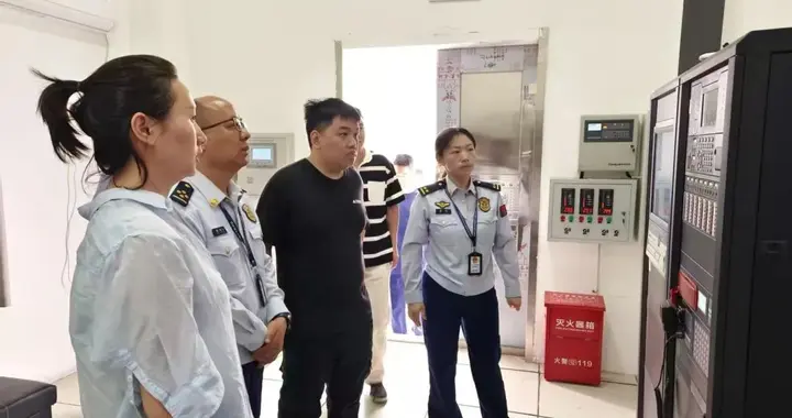 城陵矶新港区联合多部门开展人员密集场所动火作业与建筑保温材料专项检查