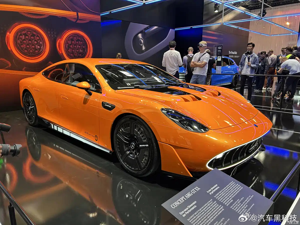 AMGGTXX概念车亮相慕尼黑车展 9月8日，在IAA2025 慕尼黑车展上，梅