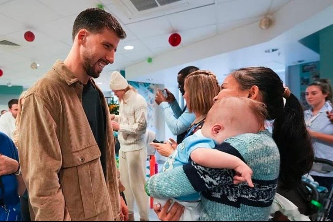 迪亚斯：曼城必须保持竞争力，就像最近几周一样继续战斗上周末的英超联赛之后，瓜迪奥