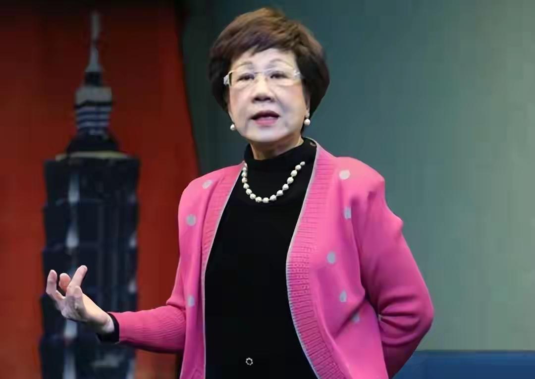 想得挺美!吕秀莲曾提议:大陆接受"一个中华",将台变"中立国家"
 
吕秀莲这些
