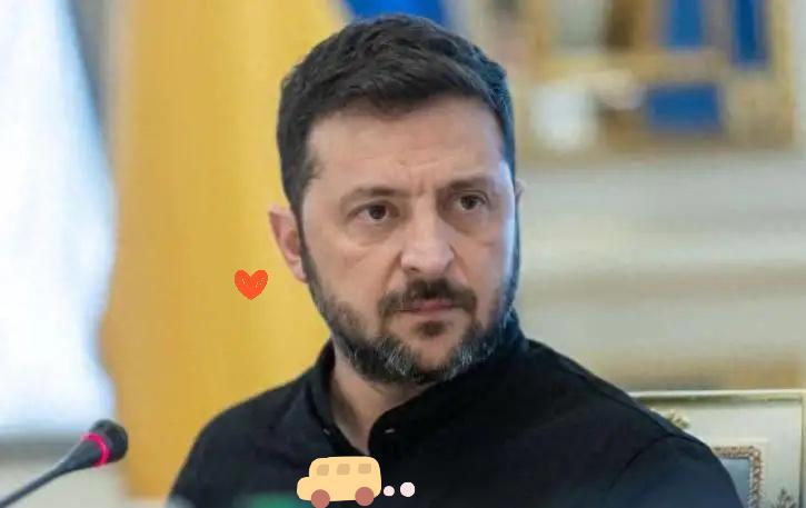 快讯快讯
乌克兰总统泽连斯基宣布了！

乌克兰总统泽连斯基11日说，乌克兰东部城