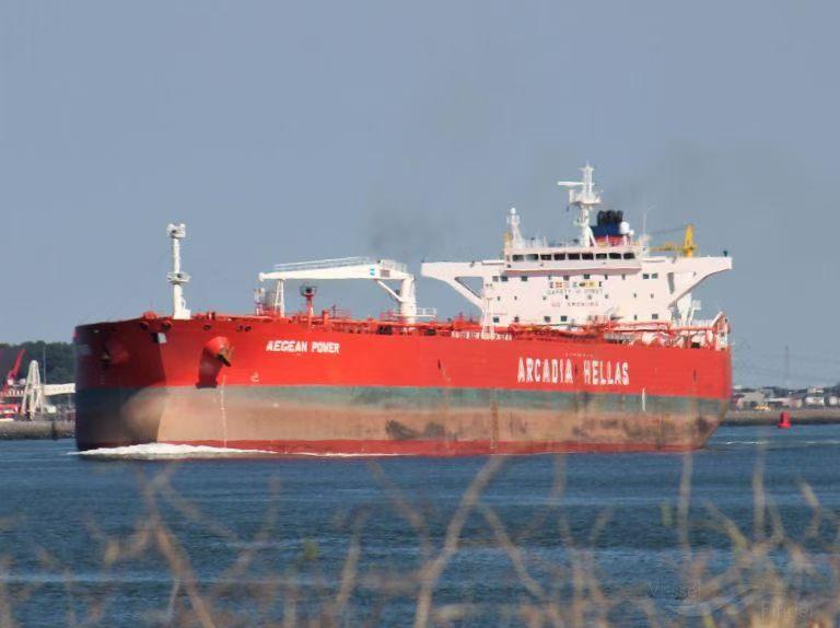 🌍🇷🇺🔥🚢
波罗的海“友军误伤”：
俄罗斯电子战系统疑似
“攻击”了俄
