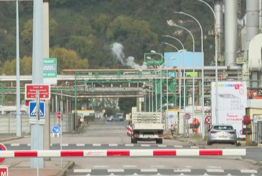 一场突发能源危机，直接撕烂欧盟抱团假象，本想着坐下来商量怎么搞发展，结果半路直接