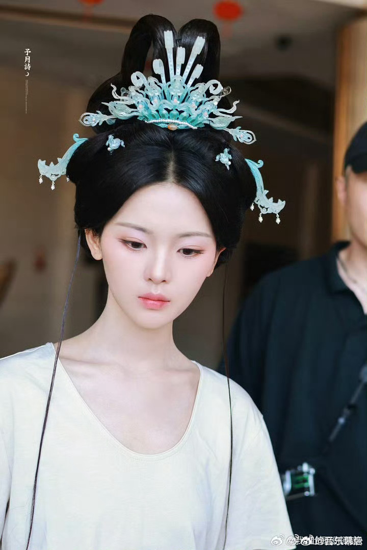 杨超越仅客串一天杨超越当天演当天杀青杨超越古装镜头里温婉灵动，杨超越古装适配度超