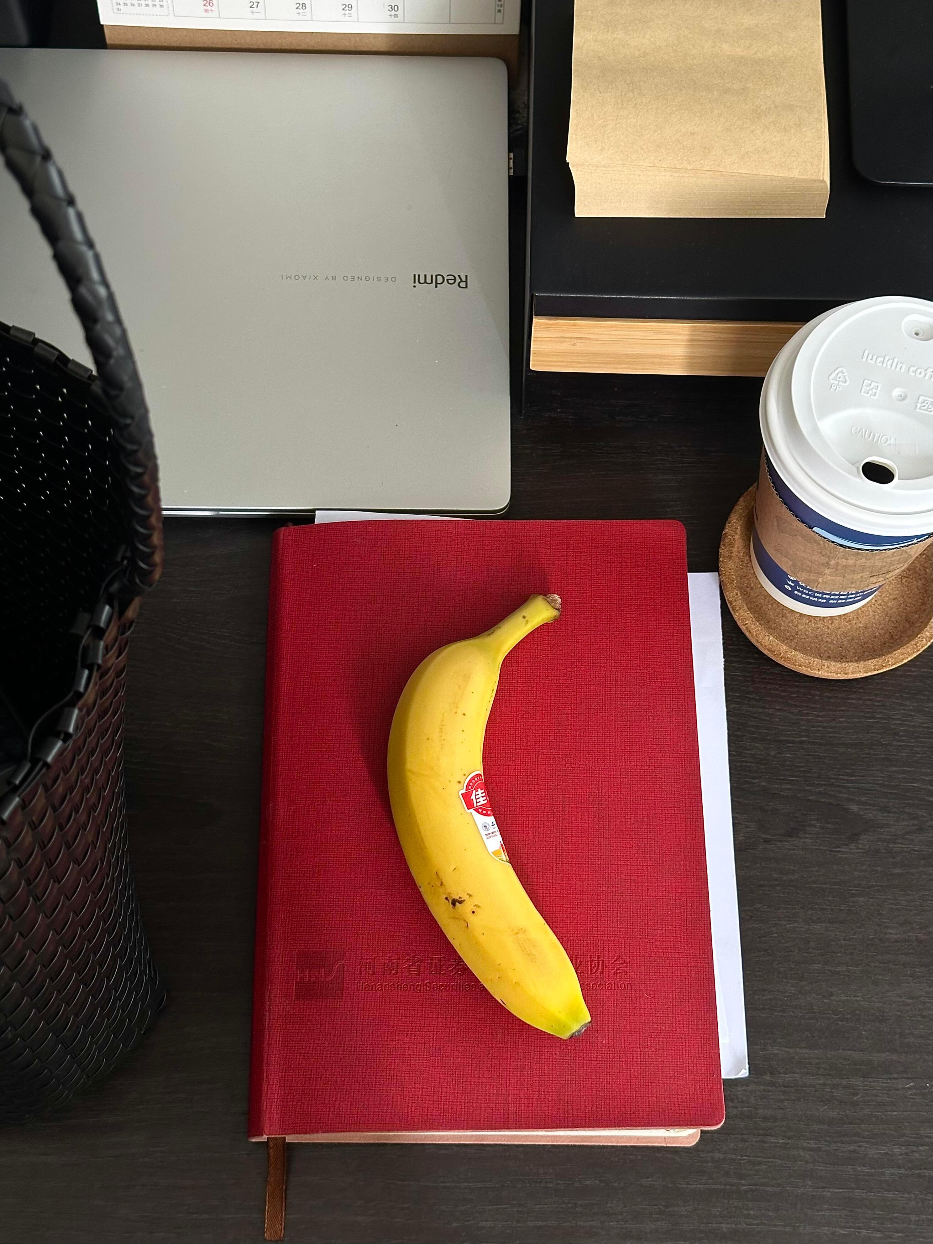 上班不要给我讲道理,钱到位我会自己劝自己。 