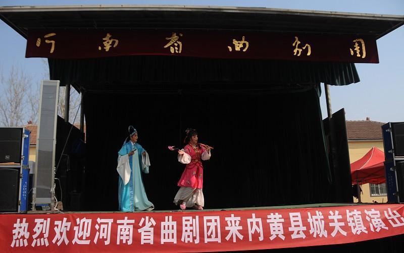 河南戏曲大省！全省到底有多少戏曲剧种
 
河南是名副其实的戏曲大省！很多人只知道