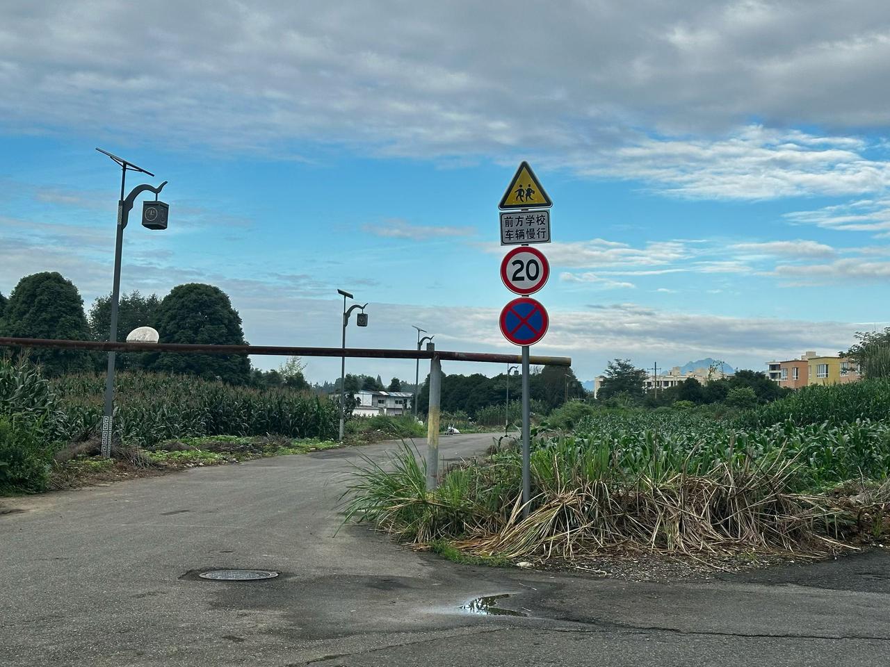 牛市拐点已现，警惕下行风险
 牛市结束了，以联讯仪器为代表的第一股今日暴跌400