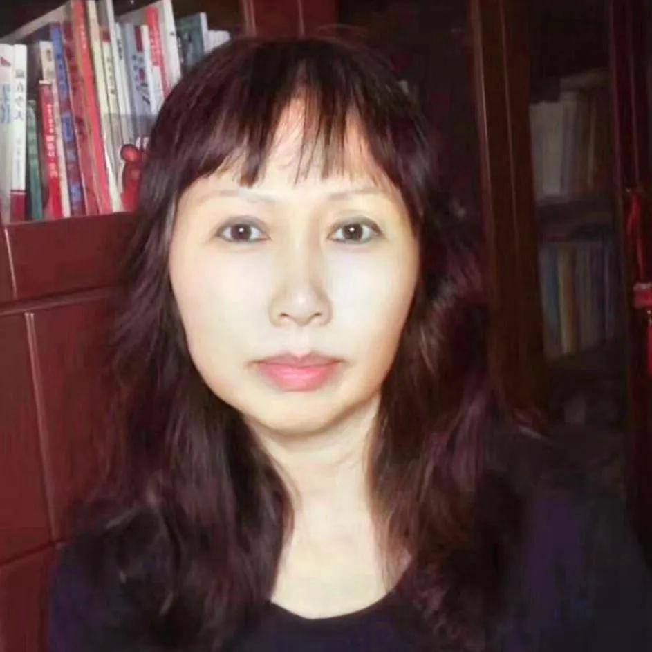 “素老三”老师已经有10个月没有在头条写长篇小说了，这到底咋回事？
让我瞅瞅
这
