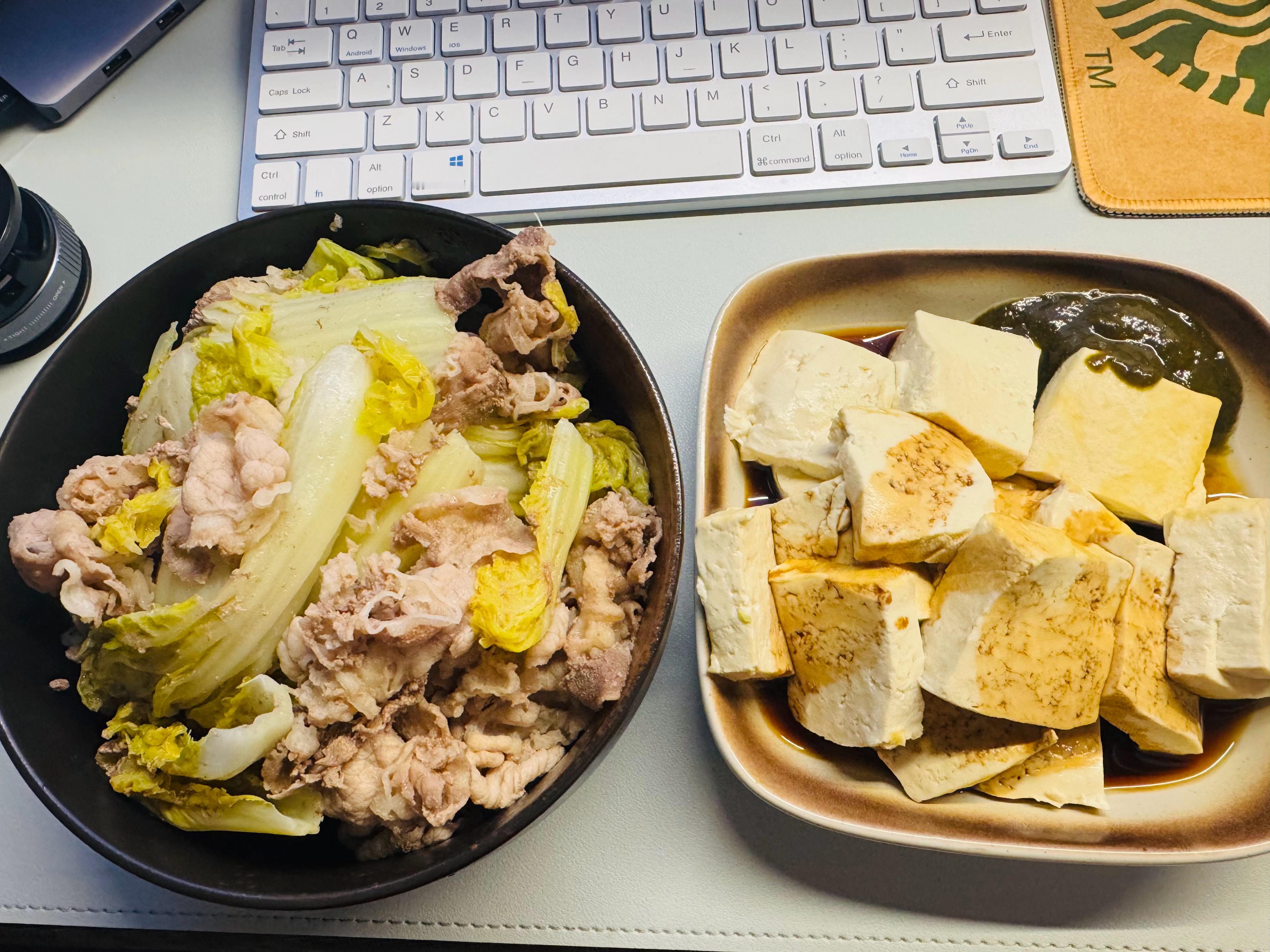 高蛋白 纤维 18:00前吃完的高蛋白晚餐李楠说道李楠说道简单吃一口 北京