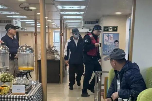 2月20日，对福建海警前一天登上一艘在金门海域的游船进行检查一事，台湾地区提出抗