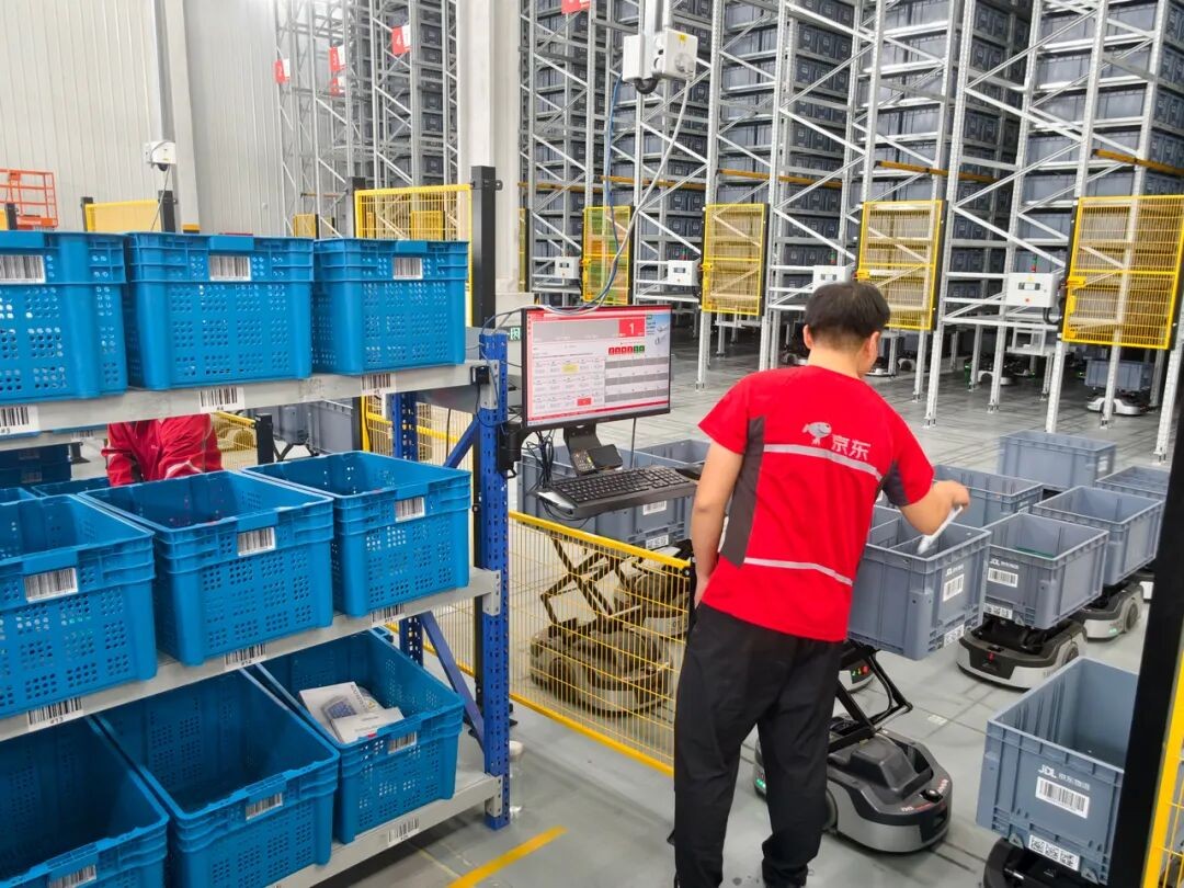 在深圳夺下第1800亿件快递，为什么是京东物流？