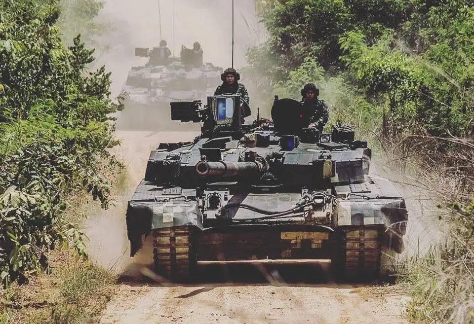 硬骨头塔利班，一天就举白旗？边境火药桶24小时反转，谁扭转战局？答案不在人数，在