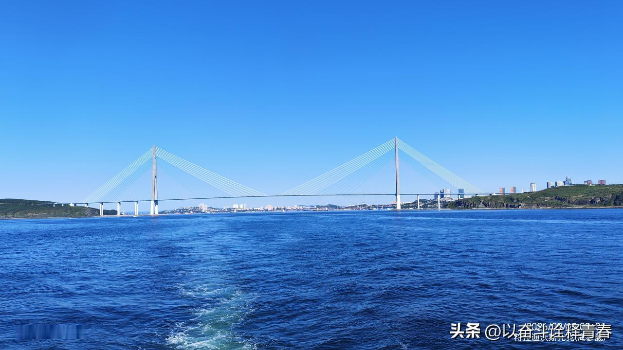 闲来无聊，做道数学题，欢迎挑战！
6666666×7777777÷1234567