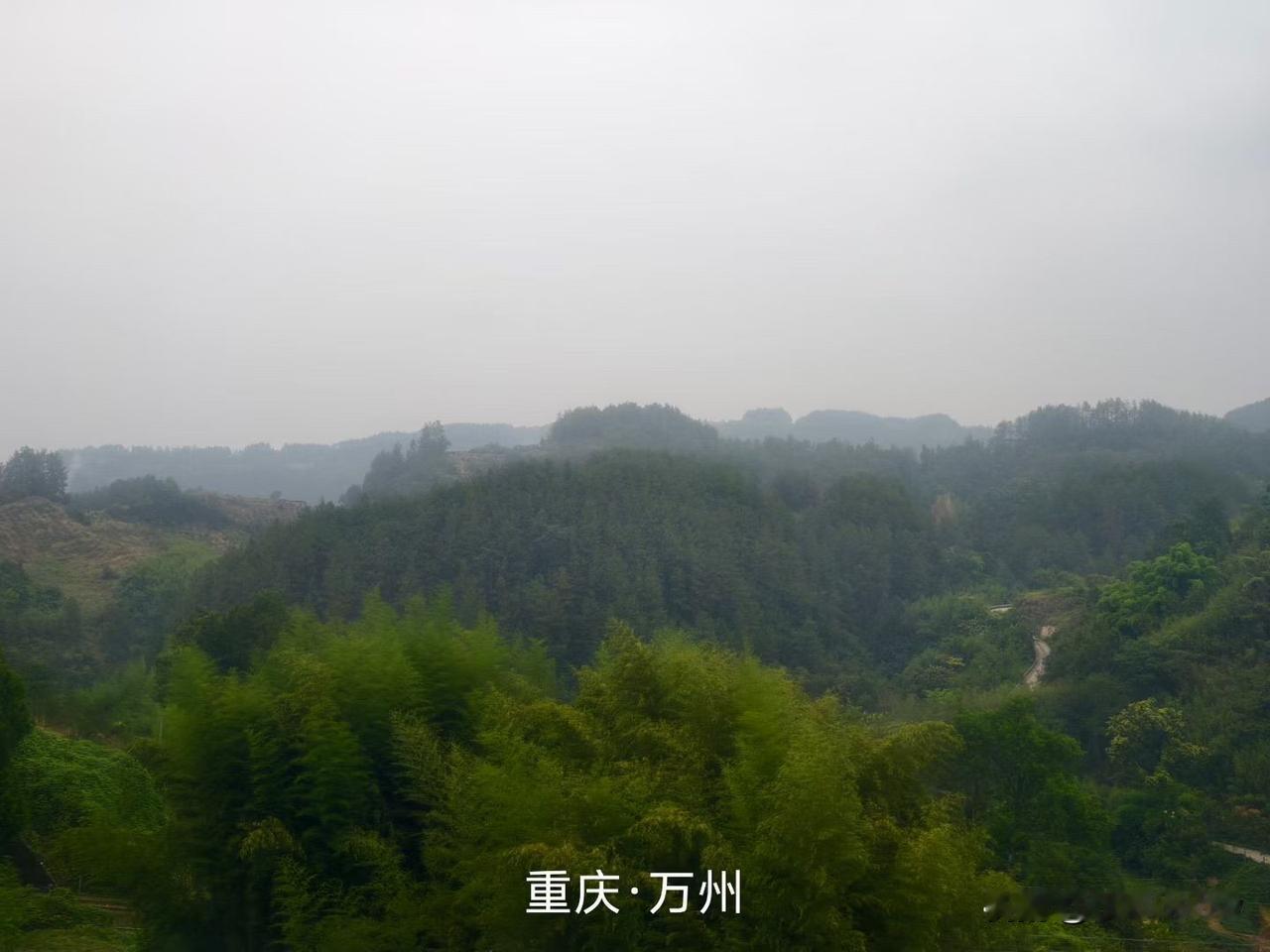 【昨日客流】
9月13日（周日）
武汉城市轨道交通线网客运量（含换乘）为340.