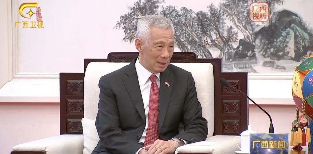 李显龙访华五天白忙活，联合早报一篇文章全清零，这就是新加坡的拧巴！

近期国际外