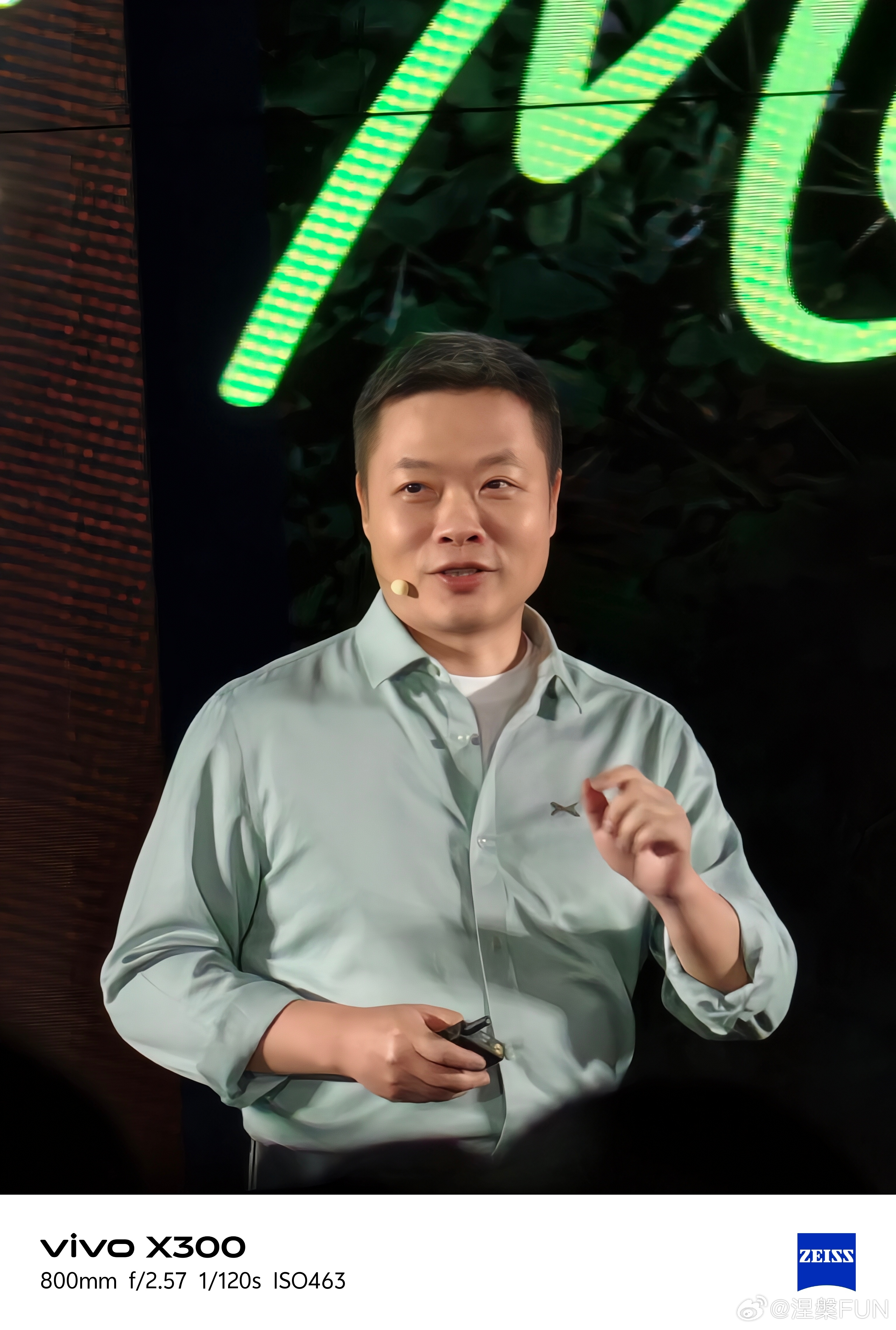 2026款小鹏mona大大大大大升级 今天何小鹏笑的很开心，我相信是因为小鹏MO