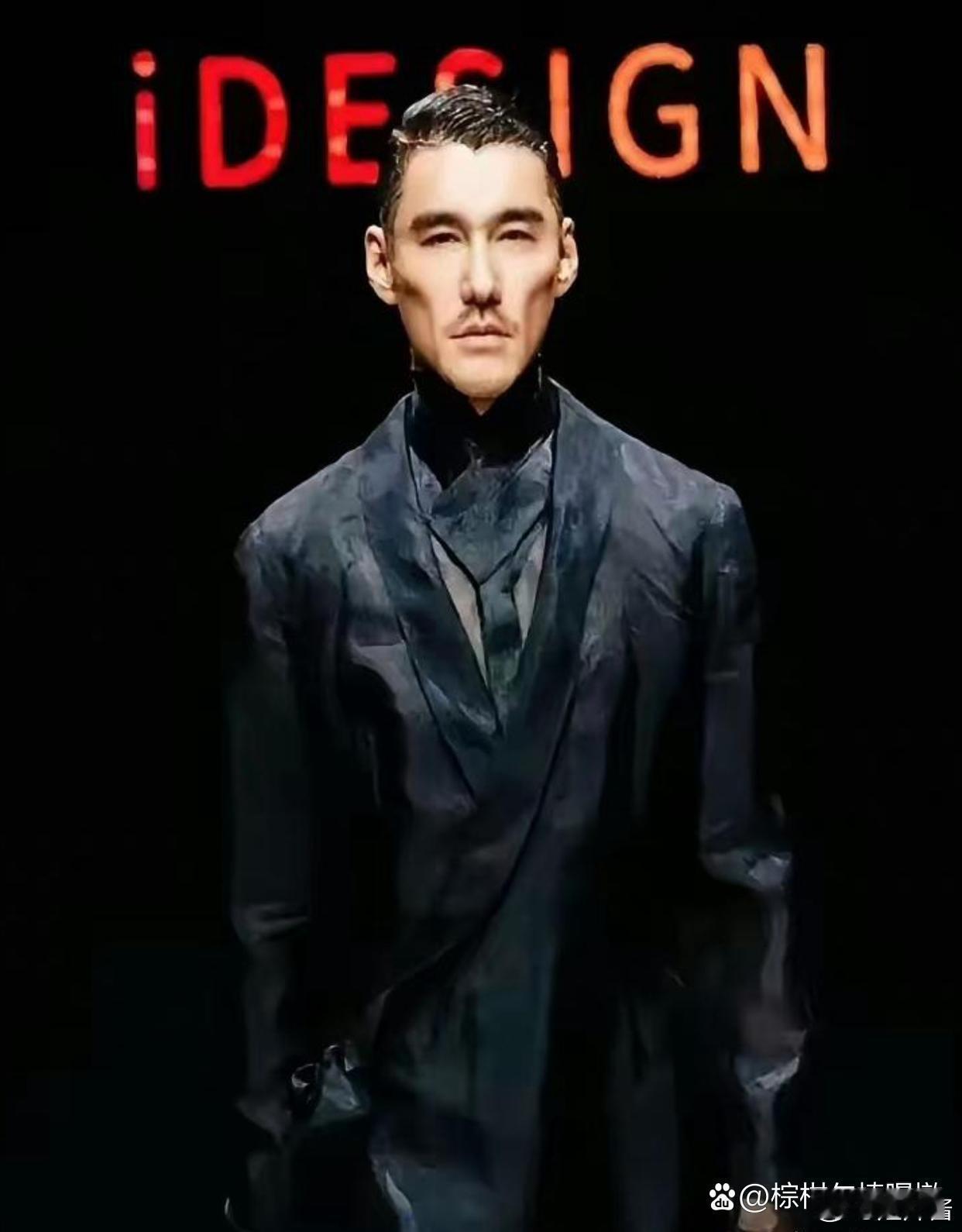 这才是胡兵的真实面貌吧 ​​​