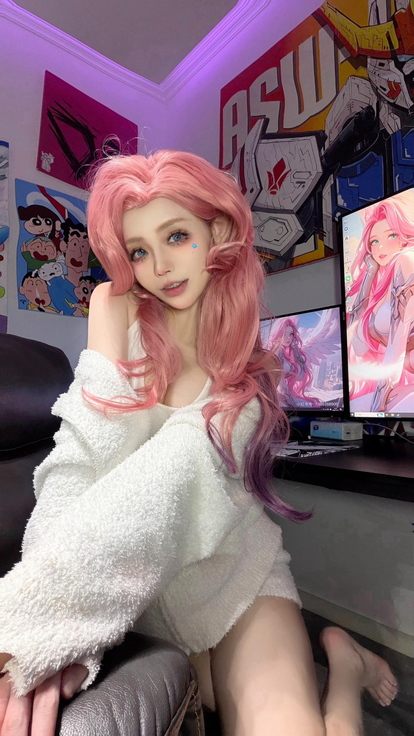 大哥带着小萨皮肤来咯……👏