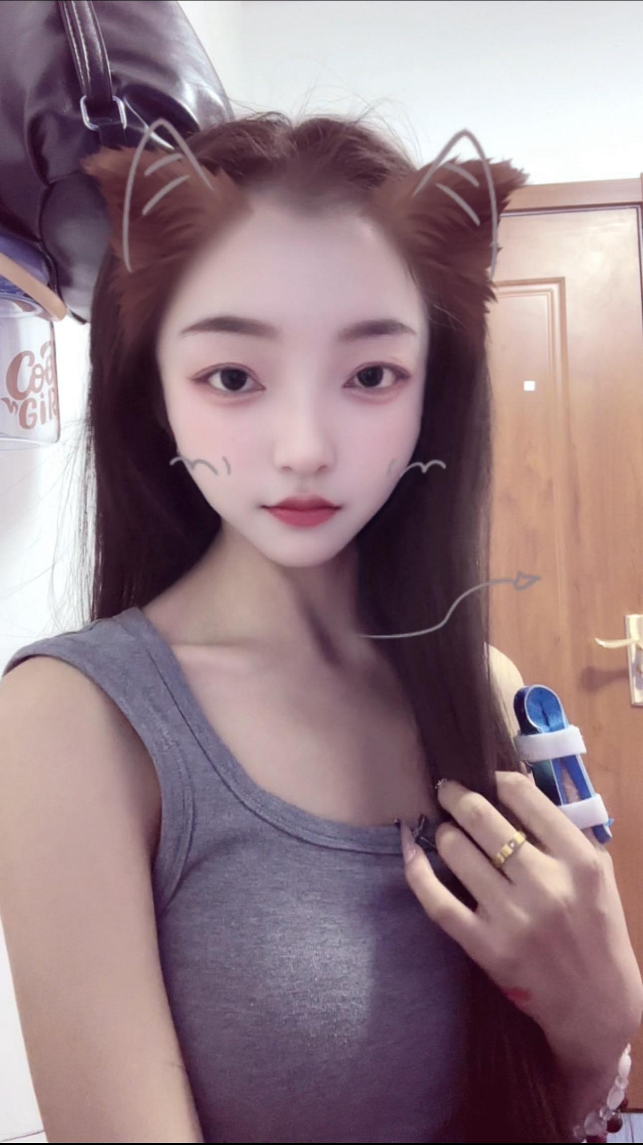 你脸都不要了 我又何必吝啬一张嘴  是吧 跳梁小丑！🤳