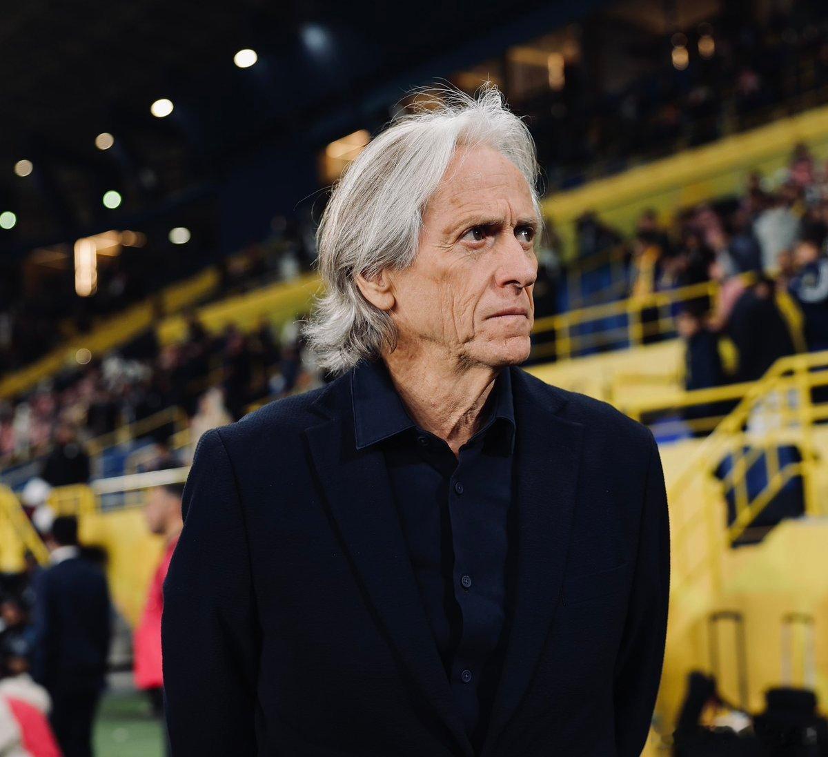 C罗和利雅得 据沙特8台利雅得胜利将于1月份签下一到两名外援。计划签下一名本土右