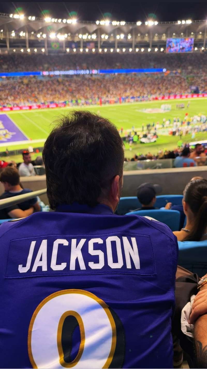 neymar[超话] 快拍更新NFL现场看球内马尔 ​​​
