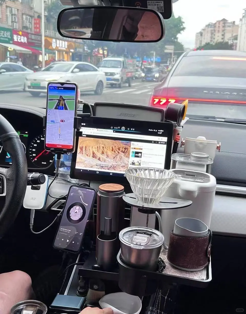 坐到这样的网约车 我感觉下不了车了