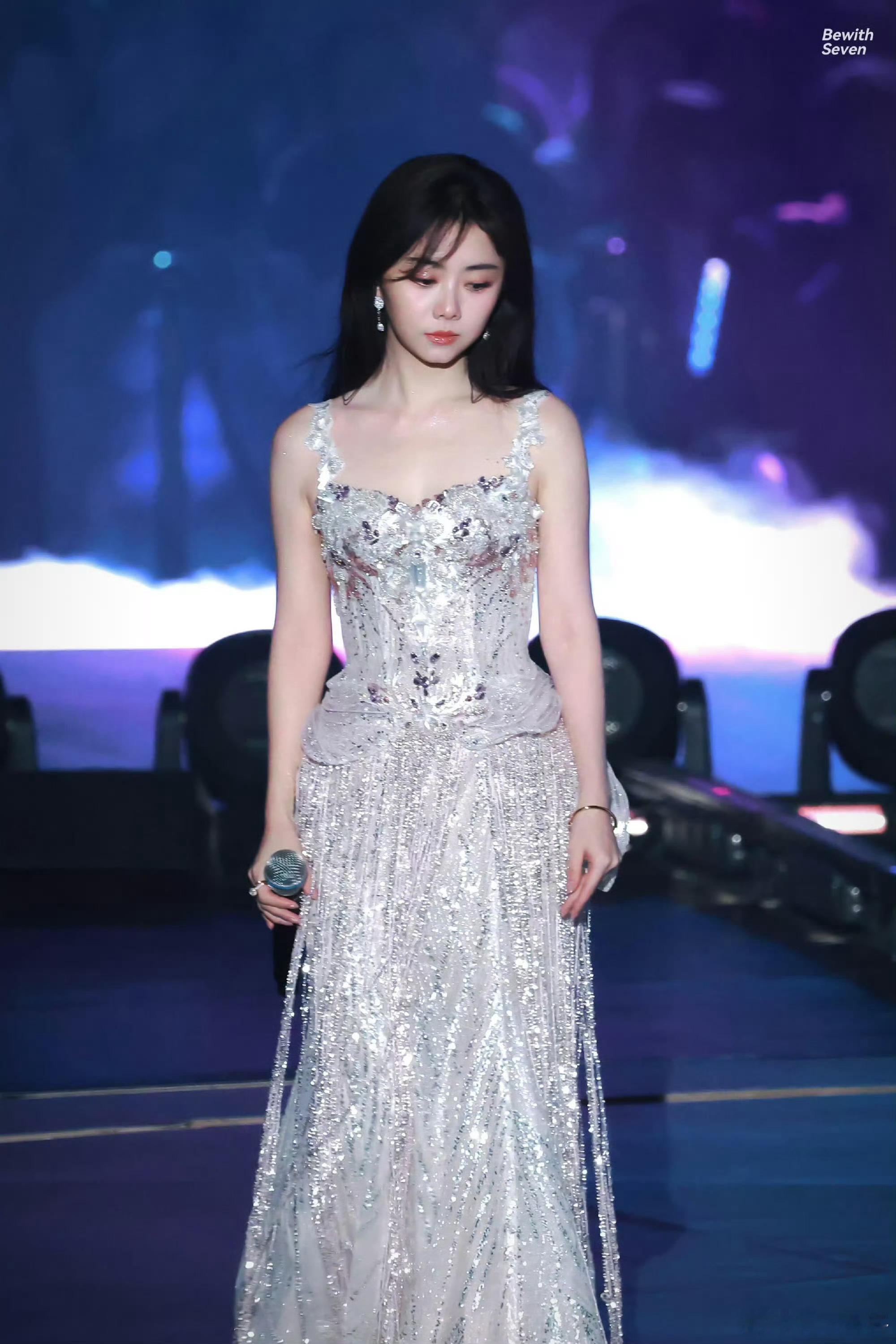 谁能看出来这个两小姐已经35了