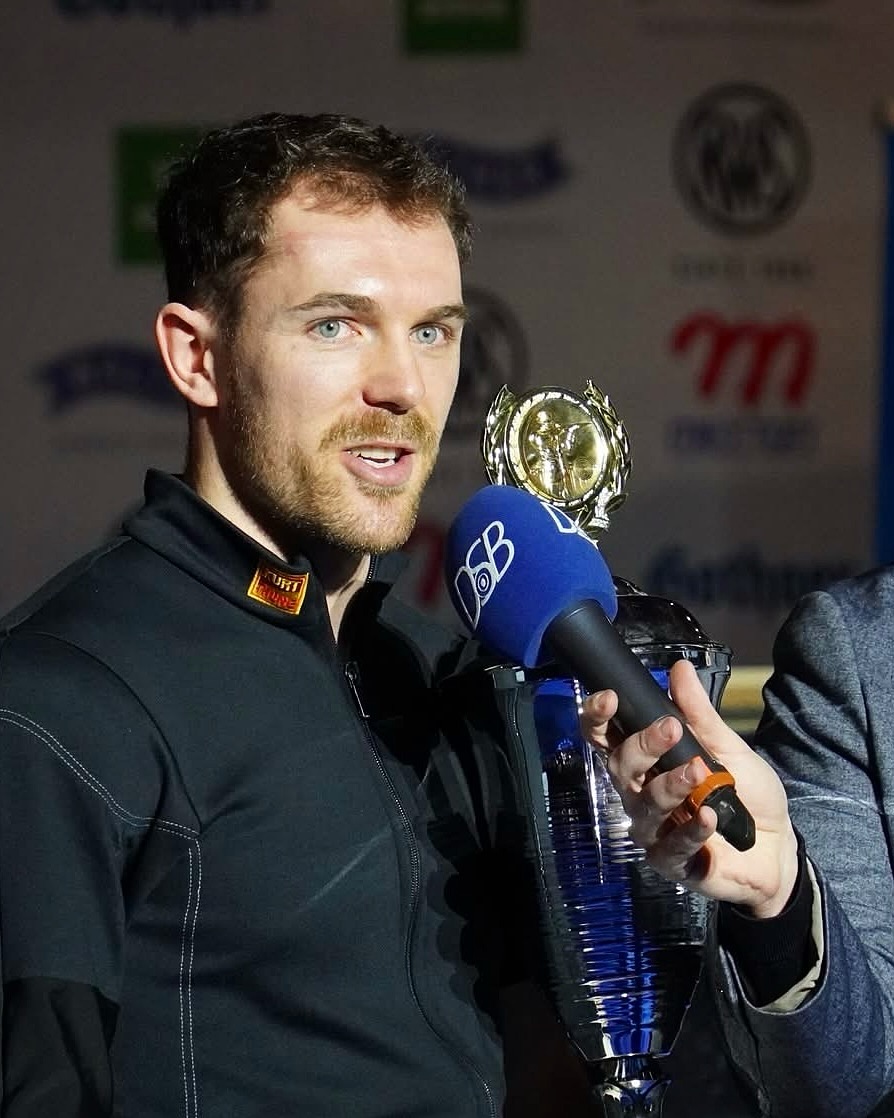 凭借54.2%的得票率，今年2月，男子10米气步枪世锦赛冠军马克西米利安·达林格