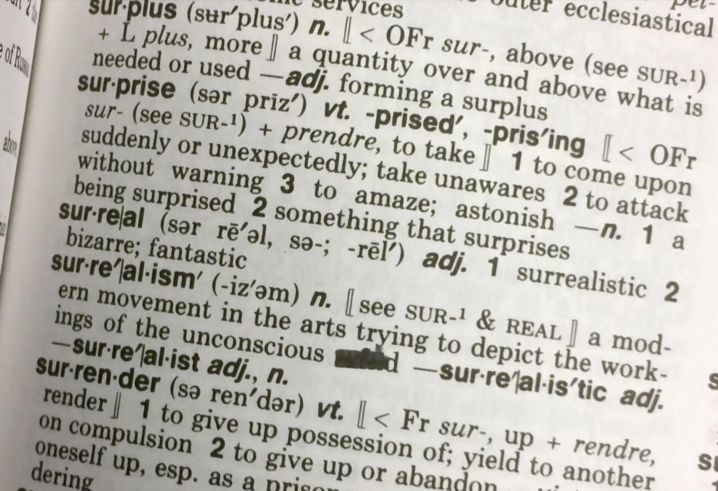 👉查单词为何不推荐只看中文解释？我想出三点理由：1）中文翻译往往简单粗暴，一刀