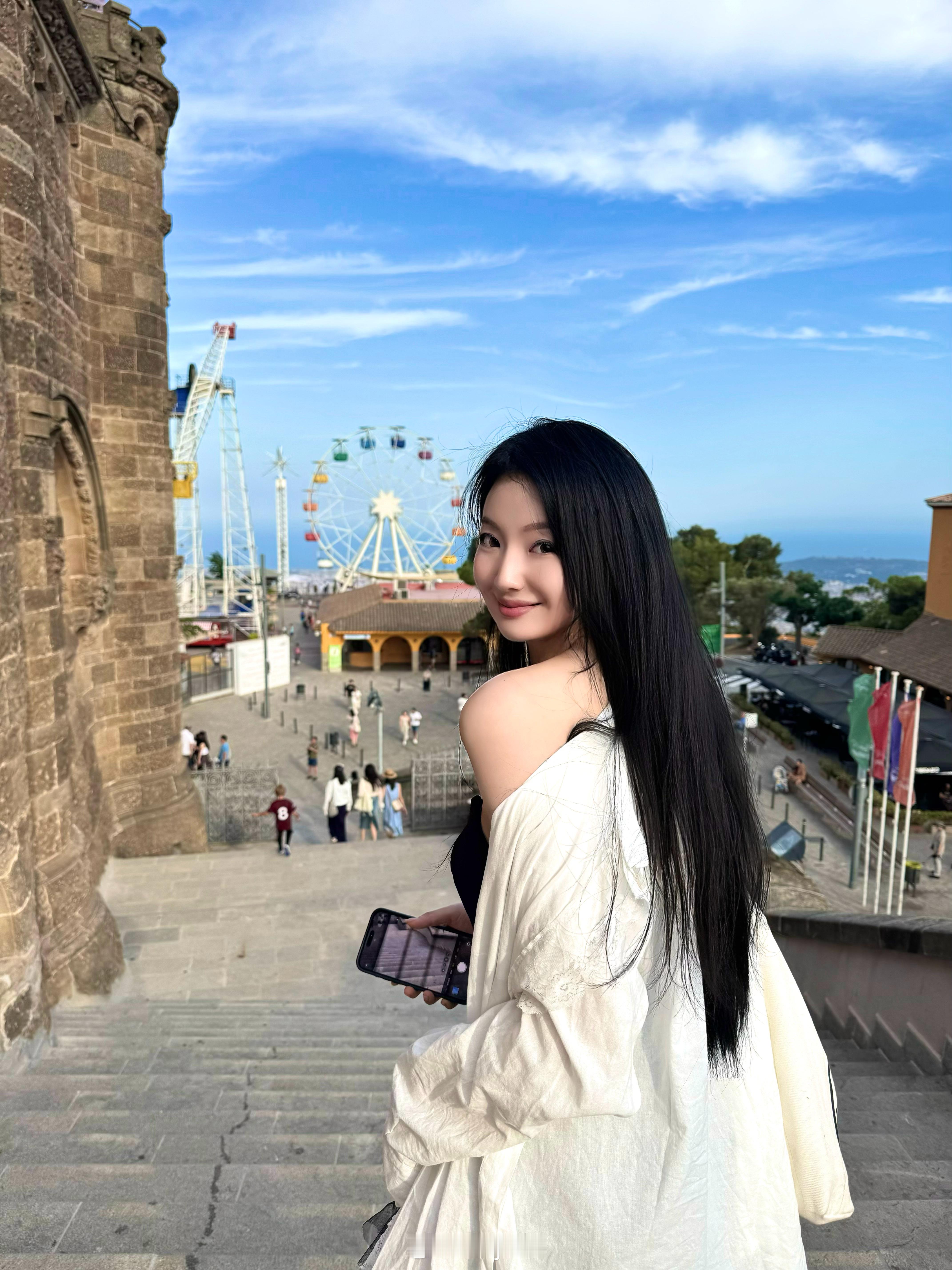 🎡  ​​​