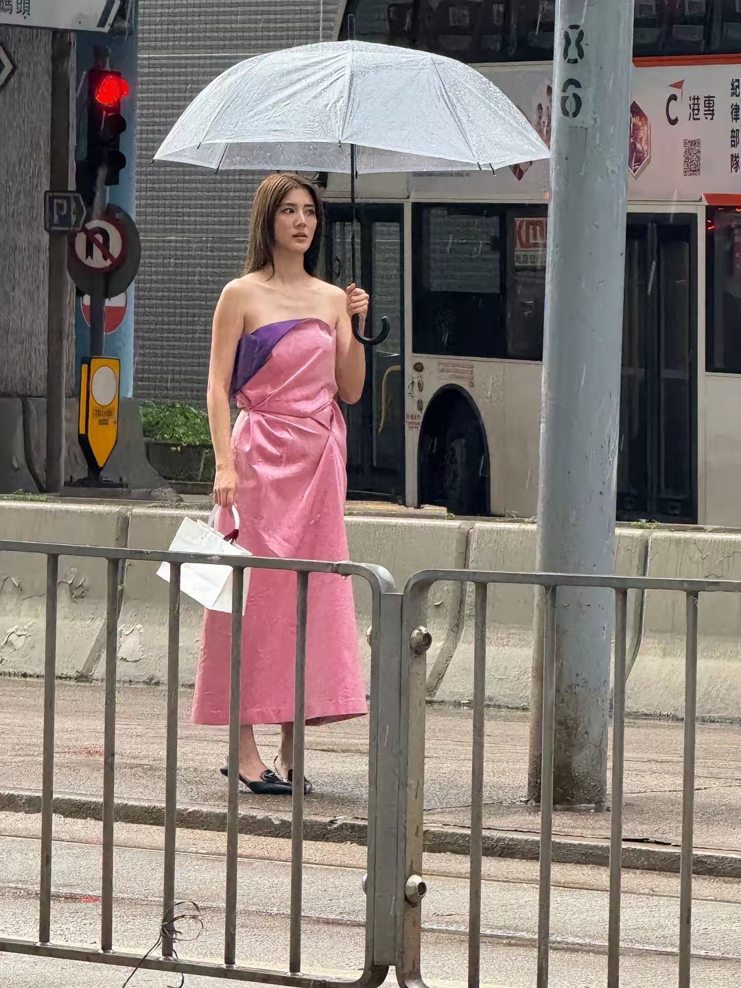吴千语，现实生活中长这样啊 ​​​