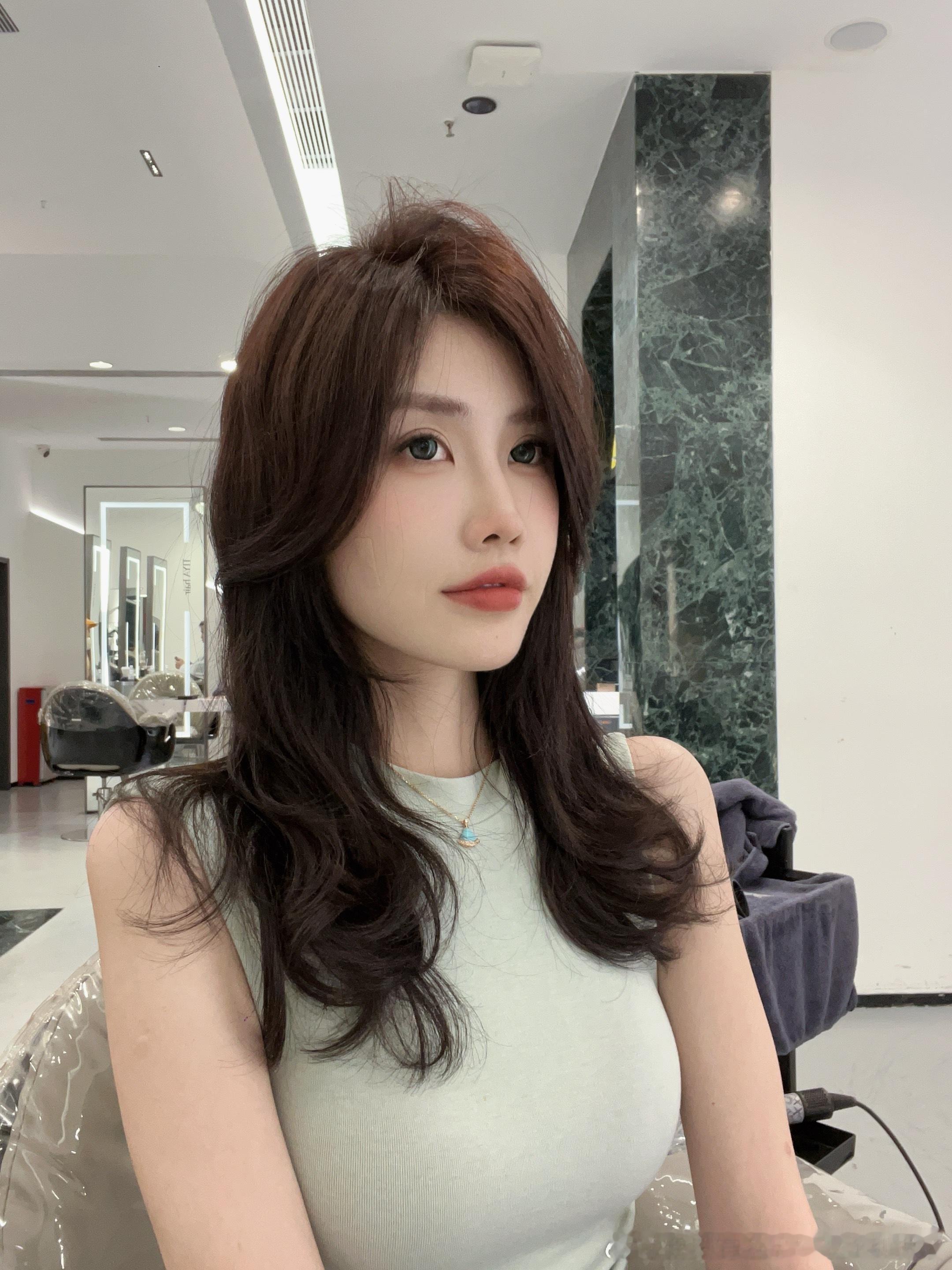 染来染去都还是偏红 下次自己上色好了 ​​​
