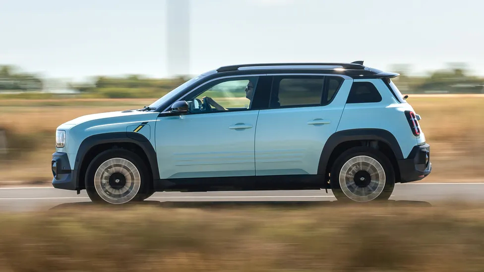 雷诺新CEO弗朗索瓦·普罗沃斯特正式上任，宣布将推动“第二轮新车攻势”巩固欧洲市