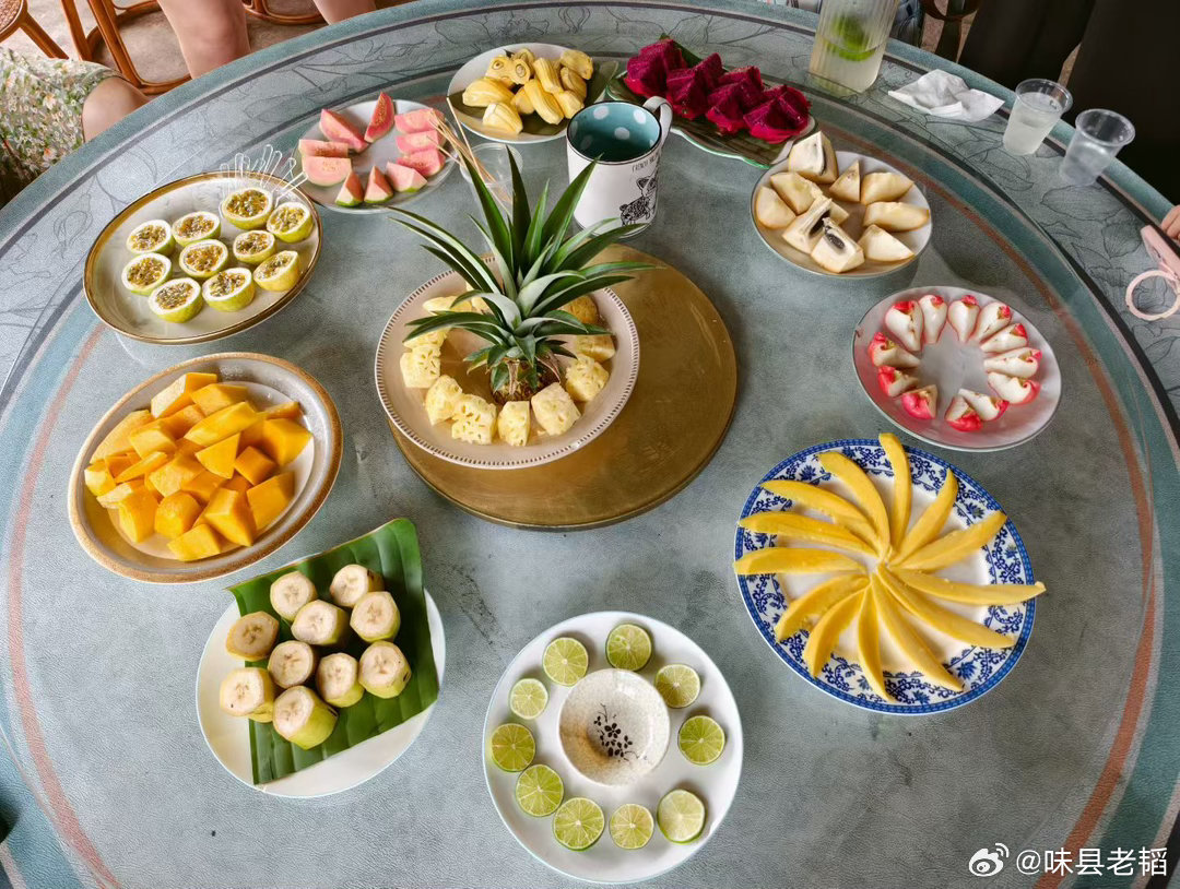囡囡的假期节奏是，玩耍、美食、打扮、《今日说法》作业直奔烂尾 曲靖