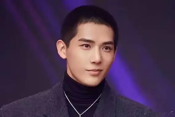 王安宇 女生不要被大男子主义影响王安宇指出，大男子主义往往表现为对女性的轻视、限