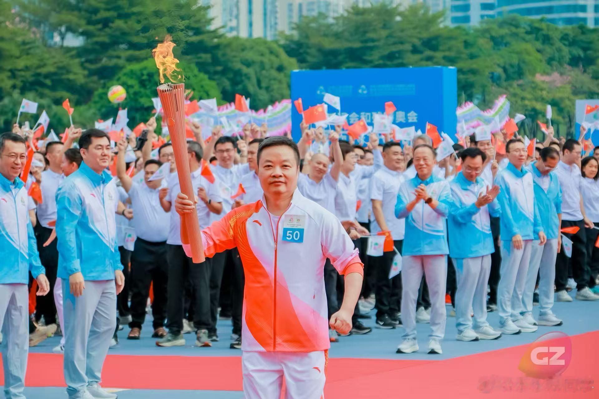 大师兄去当全运会火炬手了[怒][怒][怒][怒] ​​​
