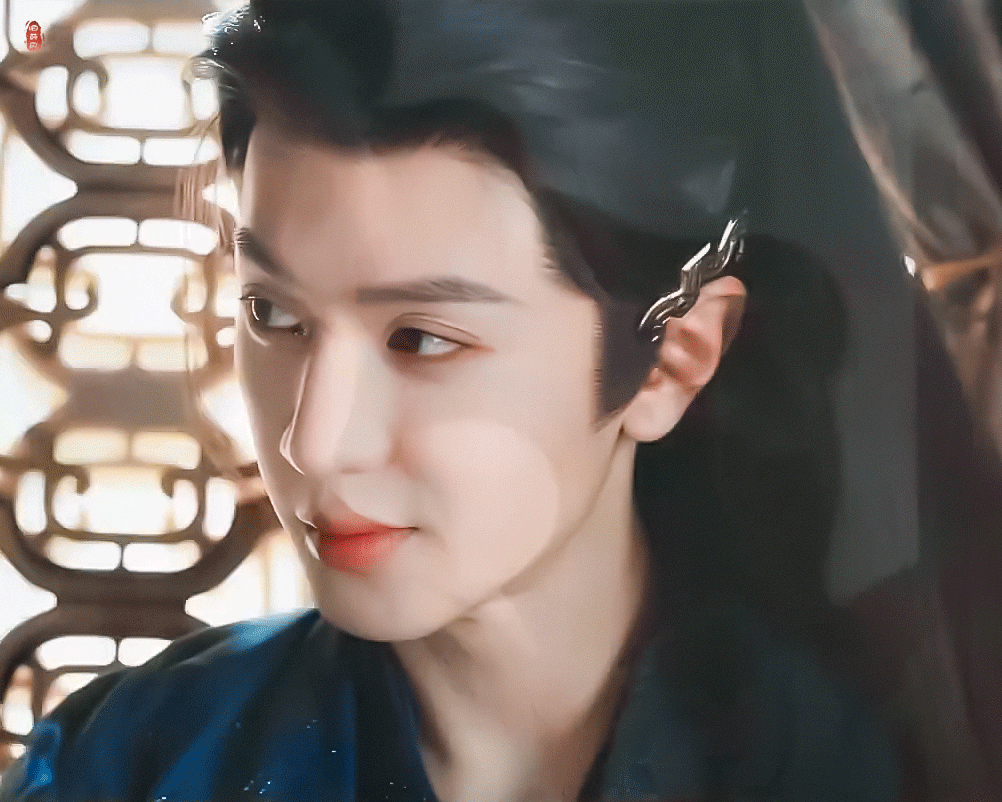 陈哲远一笑随歌后劲好大就是很难拒绝他，完全演出了这个角色的本质。 