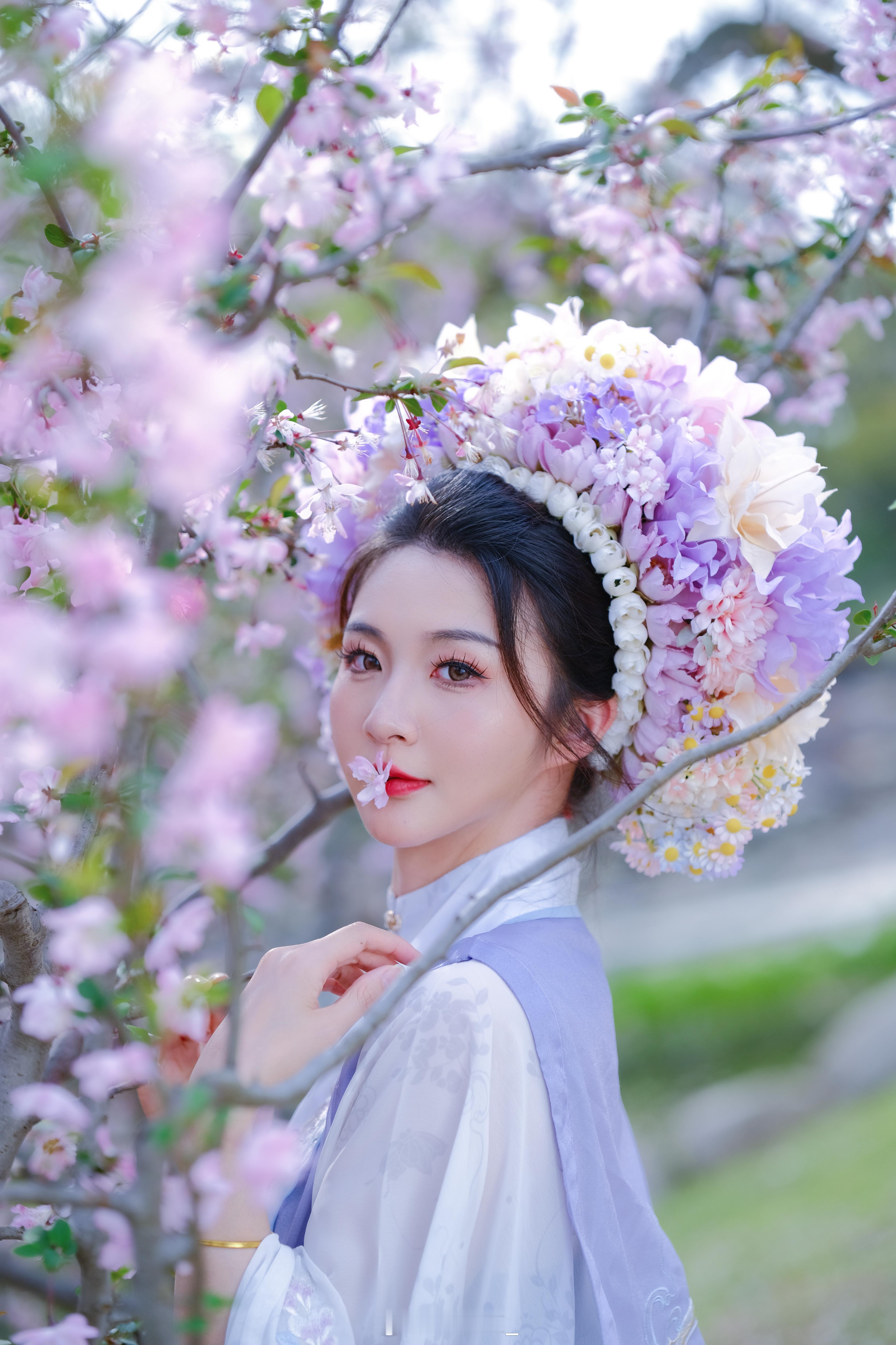 生而平凡，接受平凡；不惧平凡，致敬平凡。 ​​​